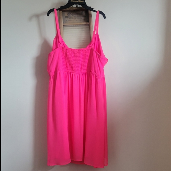 Sz 3 torrid hot pink chiffon dress - Picture 3 of 4